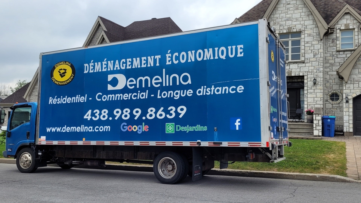 Moving truck Longueuil